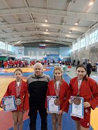 Лысогорские самбистки привезли медали, завоеванные в турнире «Прихоперская лига-2025»