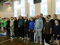 Волейболисты Лысогорского района выясняют, какая команда сильнее