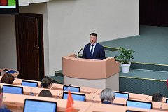 Сегодня на заседании облдумы депутаты поддержали наш законопроект, который позволяет освободить полностью от платы за детский сад многодетные семьи. Эта мера распространится на 15 тысяч детей по всему региону