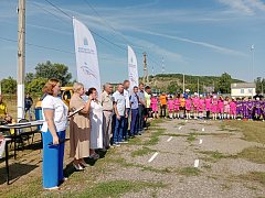 В Лысых Горах проходят зональные соревнования областного турнира по футболу среди дворовых команд