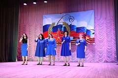 В районном Дворце культуры концертную программу посвятили защитникам Отечества 