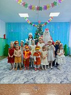 В детском саду села Невежкино  ребятишки рассказали стишки Деду Морозу
