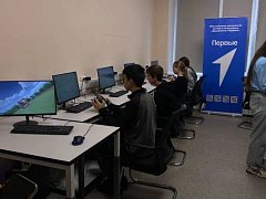 Ученица из посёлка Октябрьский, Валерия Гришина, представила Лысогорский район на региональном конкурсе дронопилотирования