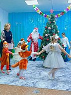 В детском саду села Невежкино  ребятишки рассказали стишки Деду Морозу