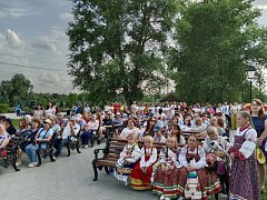 В Лысых Горах прошел праздничный концерт в День России