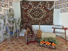 Новогодняя сказка приходит в школы и детские сады Лысогорского района