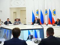 Ситуация с топливом в регионе постепенно стабилизируется, поэтому сегодня на заседании оперативного штаба будет рассмотрен вопрос об увеличении лимита продажи бензина для физических лиц с 30 до 40 литров. 