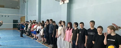 Школьники Лысогорского района приняли участие в соревнованиях по волейболу