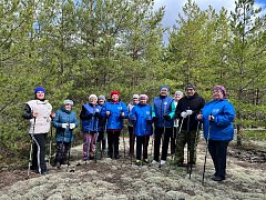 «Серебряные» волонтеры Центра социального обслуживания Лысогорского района приняли участие во всероссийской акции «10 000 шагов к жизни», которое ежегодно объединяет более миллиона человек по всей стране