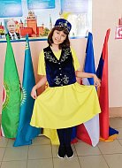 Школьники из Новой Красавки отпраздновали Масленицу в национальных костюмах