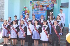 В школе села Бутырки прозвенел последний звонок