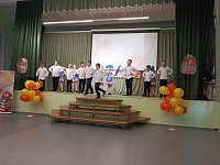 Сегодня старшеклассники школы №1 р. п. Лысые Горы взяли бразды правления в свои руки