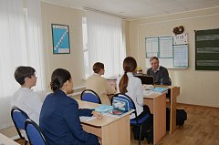 Живая нить традиций: искусство объединяет молодежь и преподавателей