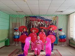 Россия - наш общий дом: Октябрьский сельский клуб порадовал односельчан тематическим концертом