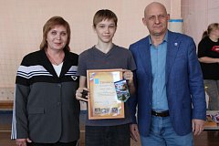 В Лысогорском районе определили лучших волейболистов среди мужских команд