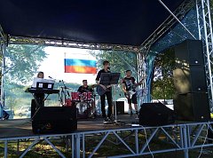 Концерт и спортивные победы посвятили Дню России